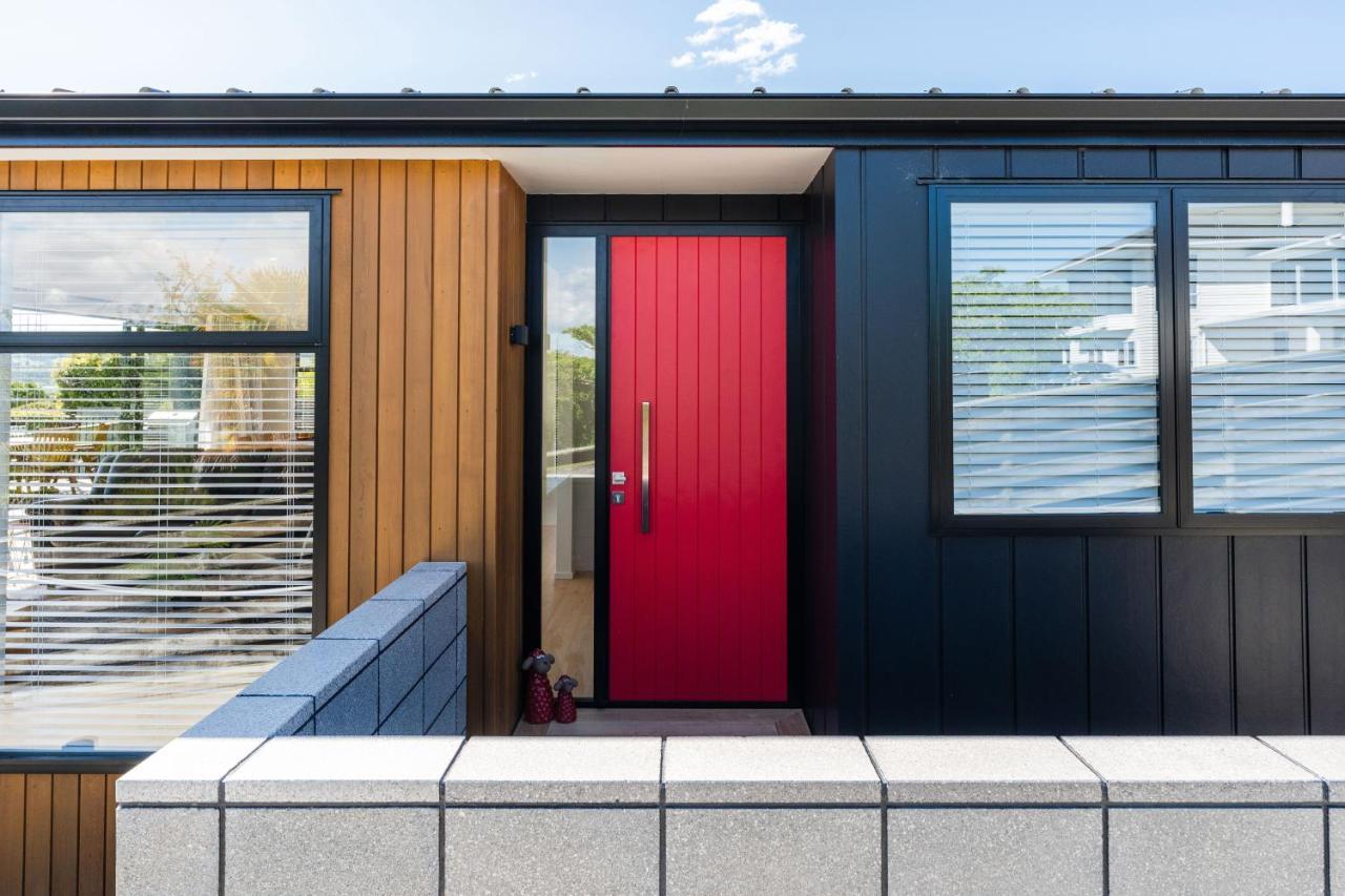 Lakeview Terrace - Taupo Holiday Home エクステリア 写真
